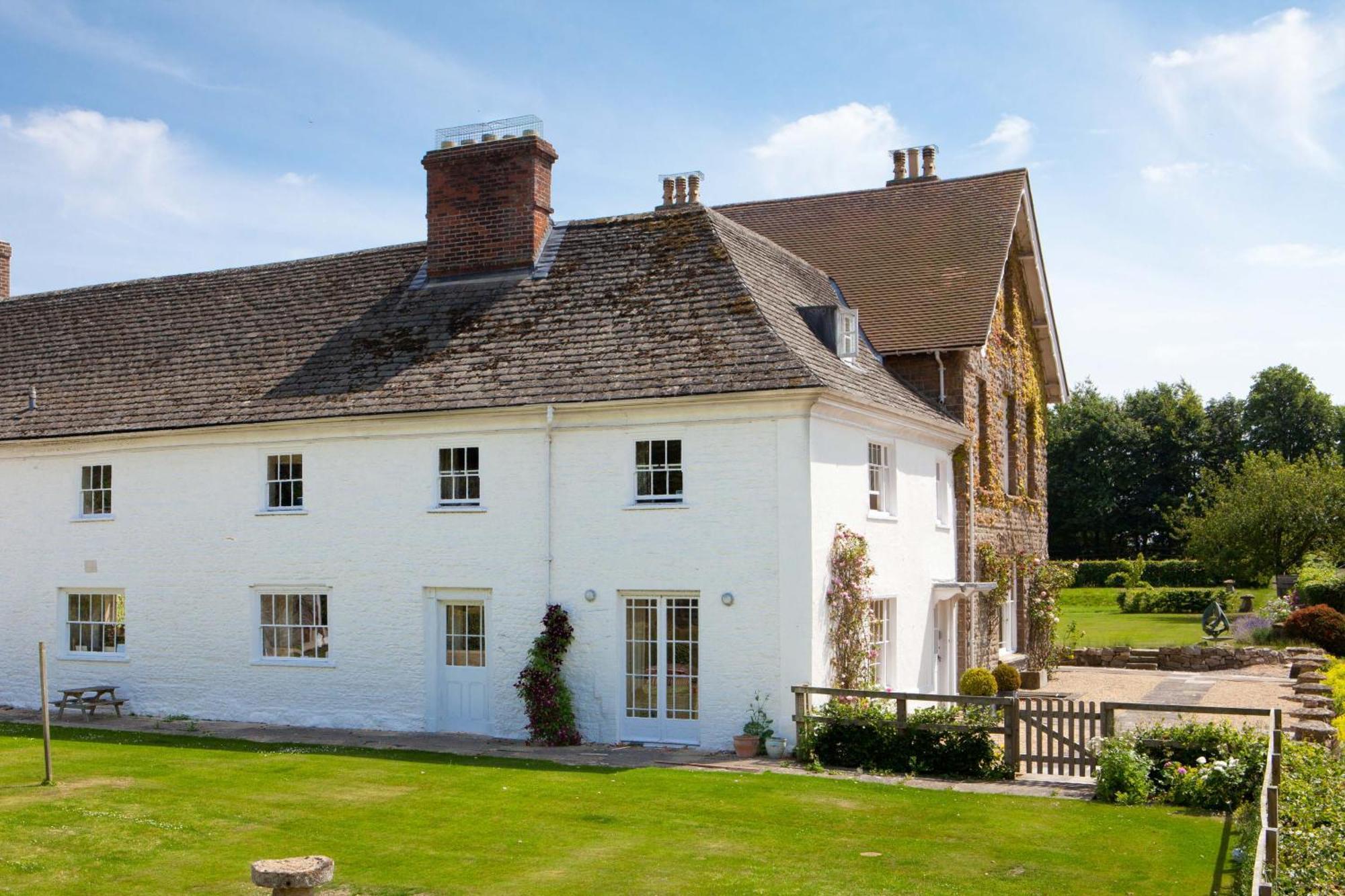 Overtown Manor Bed And Breakfast Σουίντον Εξωτερικό φωτογραφία