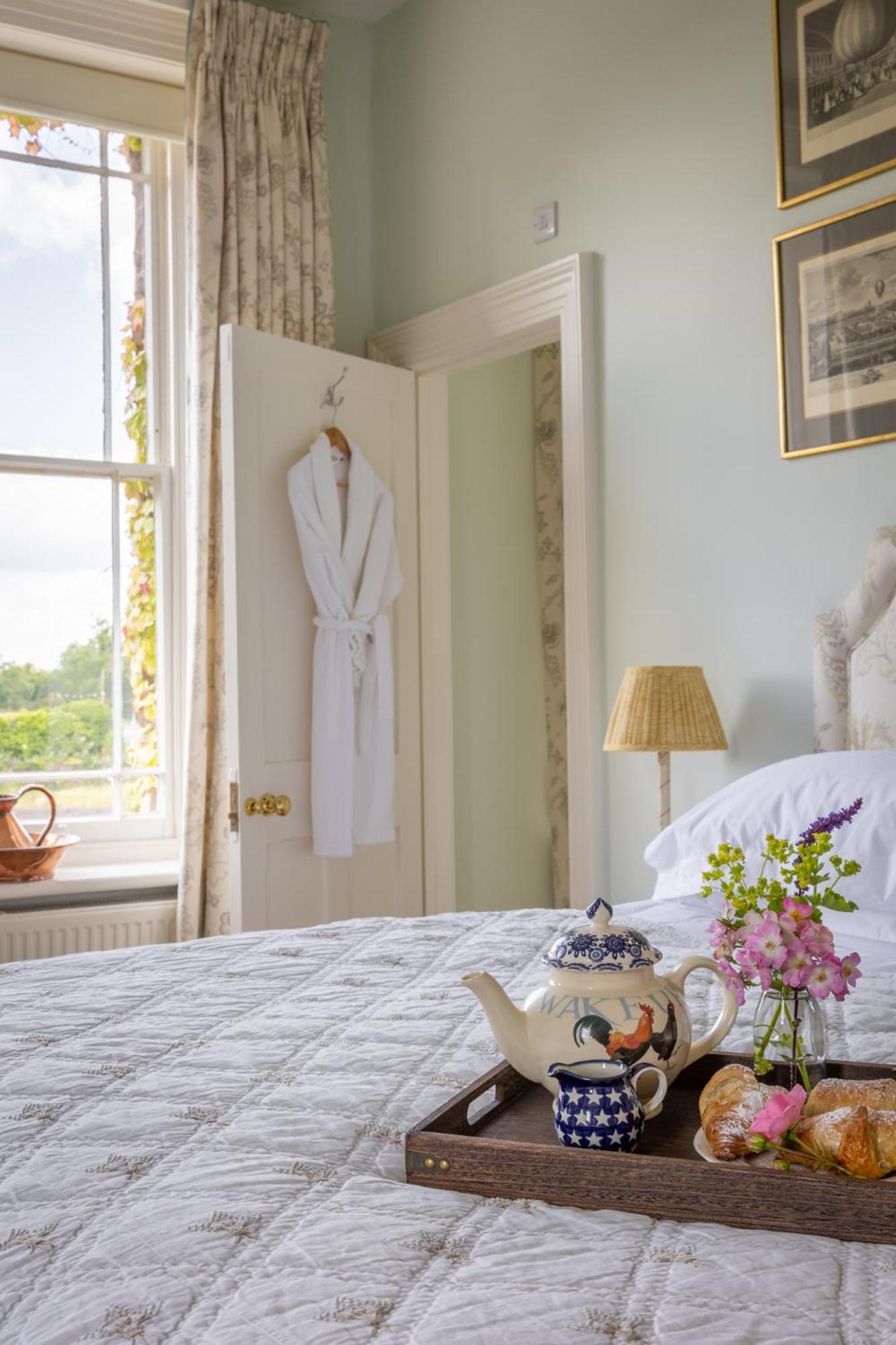 Overtown Manor Bed And Breakfast Σουίντον Εξωτερικό φωτογραφία